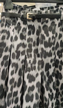 Load image into Gallery viewer, Leopard Pants
