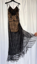 Load image into Gallery viewer, Lace long dress
